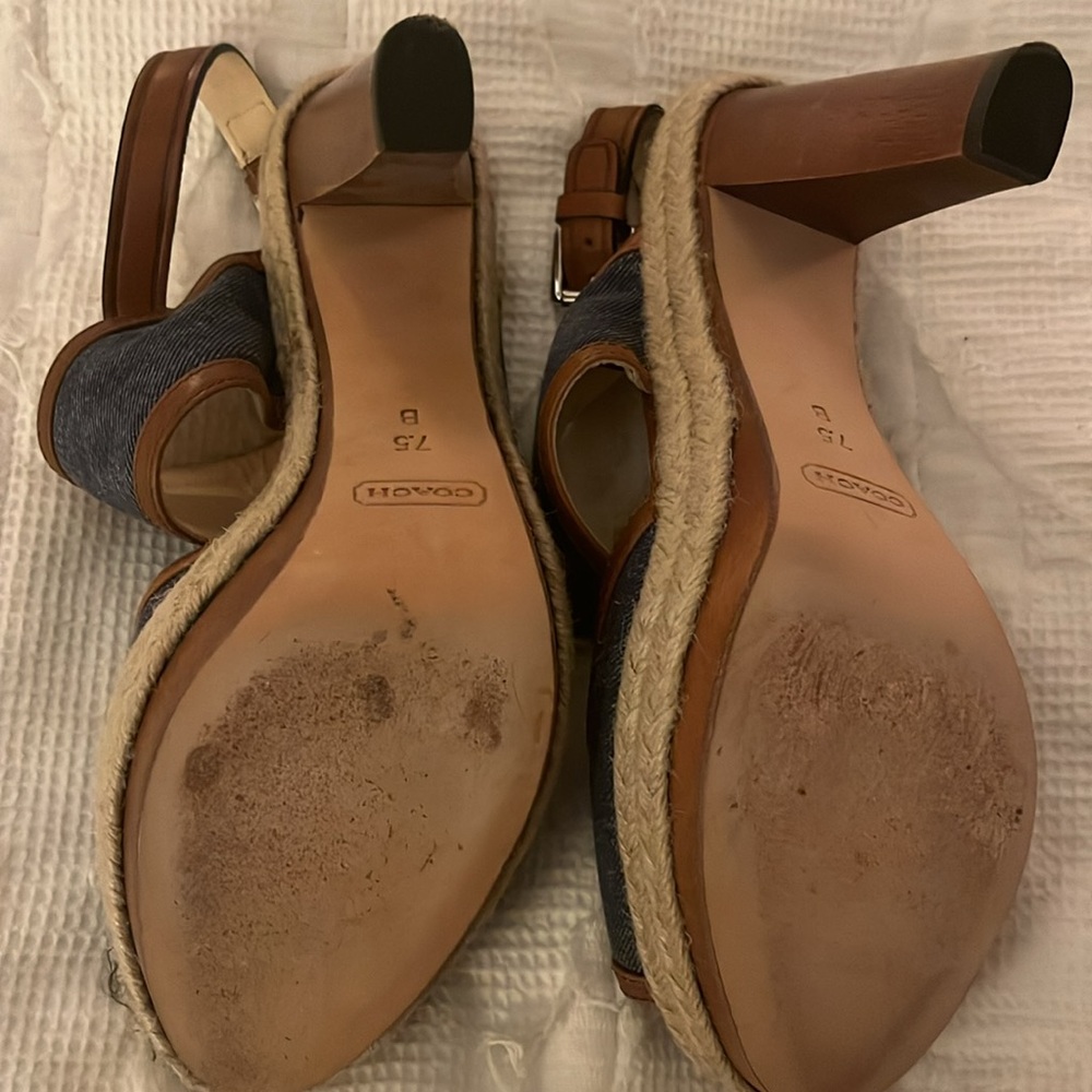 Coach heels - Picture 4 of 4